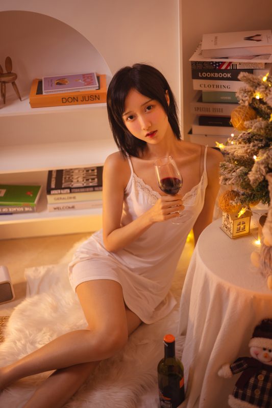 木绵绵OwO-红酒好喝[28P207MB]-喵领域