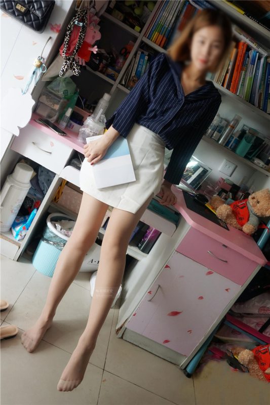 [妖精视觉] NO.048 小璇 职业装丝袜 [71P]-喵领域